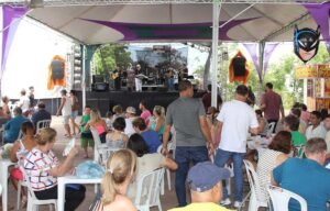 Festa da Uva de Vinhedo terá shows com artistas regionais e entrada franca