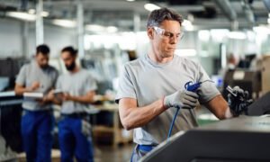 Indústria de Vinhedo tem vagas de emprego na área de produção