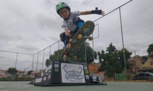 Valinhense de 6 anos é destaque na maior revista de skate do Brasil