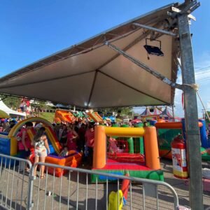 Festa da Uva de Vinhedo tem brinquedos de graça durante a semana inteira