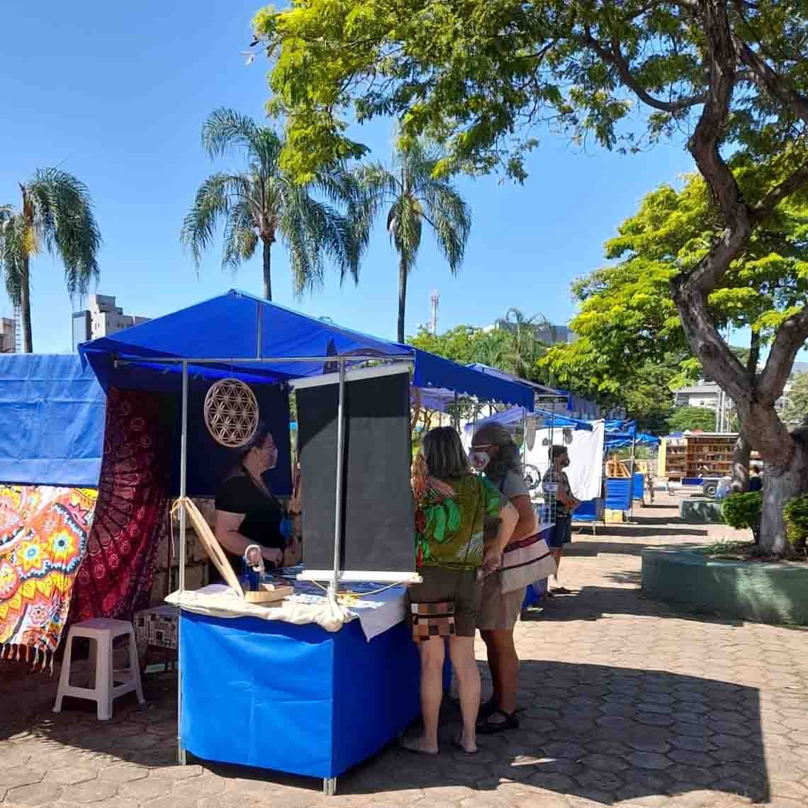 Feira de “Arte na Praça” faz chamamento para artesãos interessados