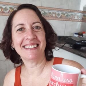 Valinhense Adriana venceu câncer de mama durante a pandemia