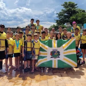 Nadadores de Valinhos ganham 19 medalhas na 1ª competição do ano
