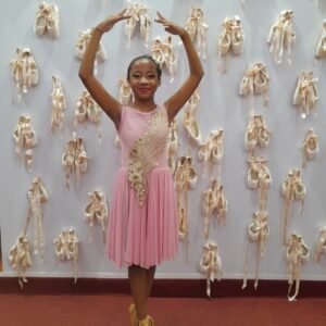 Valinhense é bailarina há 1 ano do Pré-Corpo de Baile e dançará em Cuba