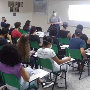 Curso pré-vestibular gratuito de Valinhos abre inscrições