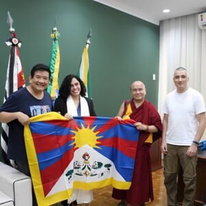 Monge budista, representante do Dalai Lama na Índia, visita Valinhos