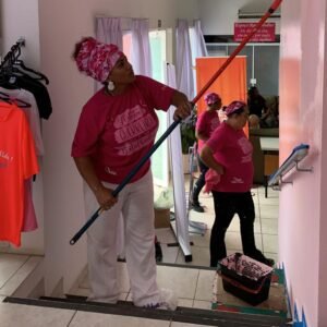 12 mulheres pintoras revitalizam prédio do Rosa e Amor em Valinhos