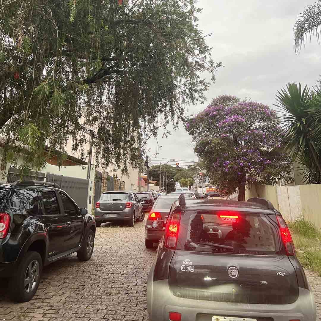 Tempo de sinal verde em rua de Valinhos é ampliado após congestionamentos