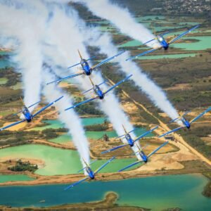 Festa da Uva de Vinhedo terá shows aéreo e de dupla Edson & Hudson