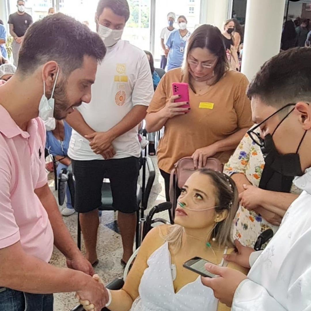 Paciente internada com câncer tem sonho de se casar concretizado no Galileo
