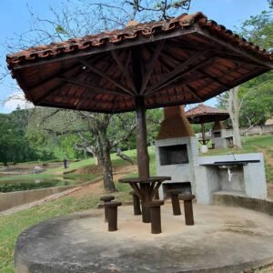 Fonte Sônia em Valinhos abre reservas para uso de churrasqueiras