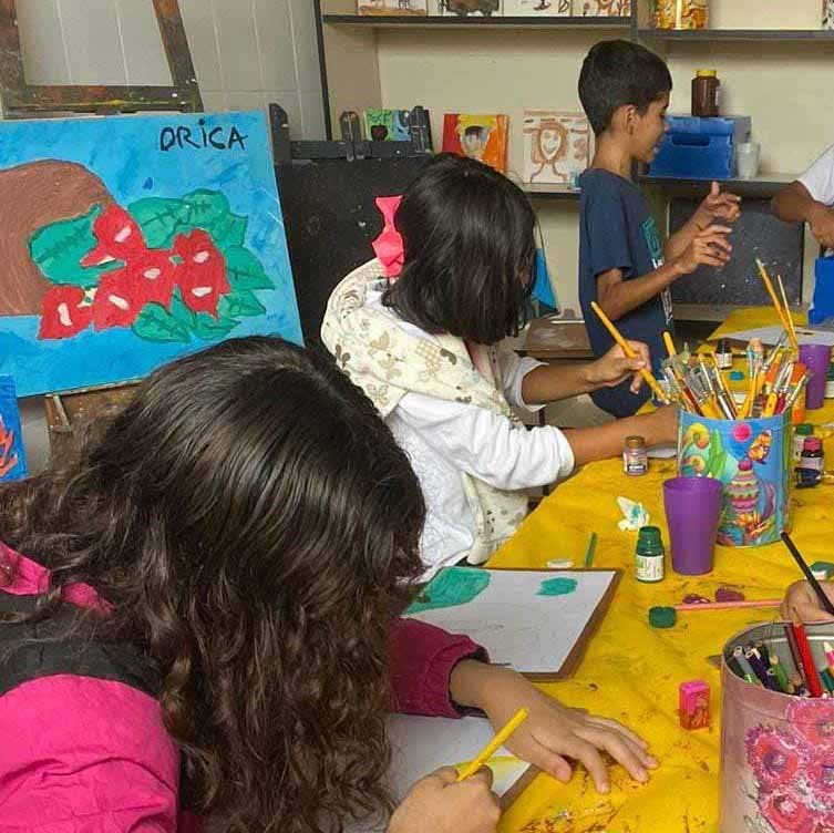 Casa da Criança de Valinhos passa a contar com oficina de arteterapia