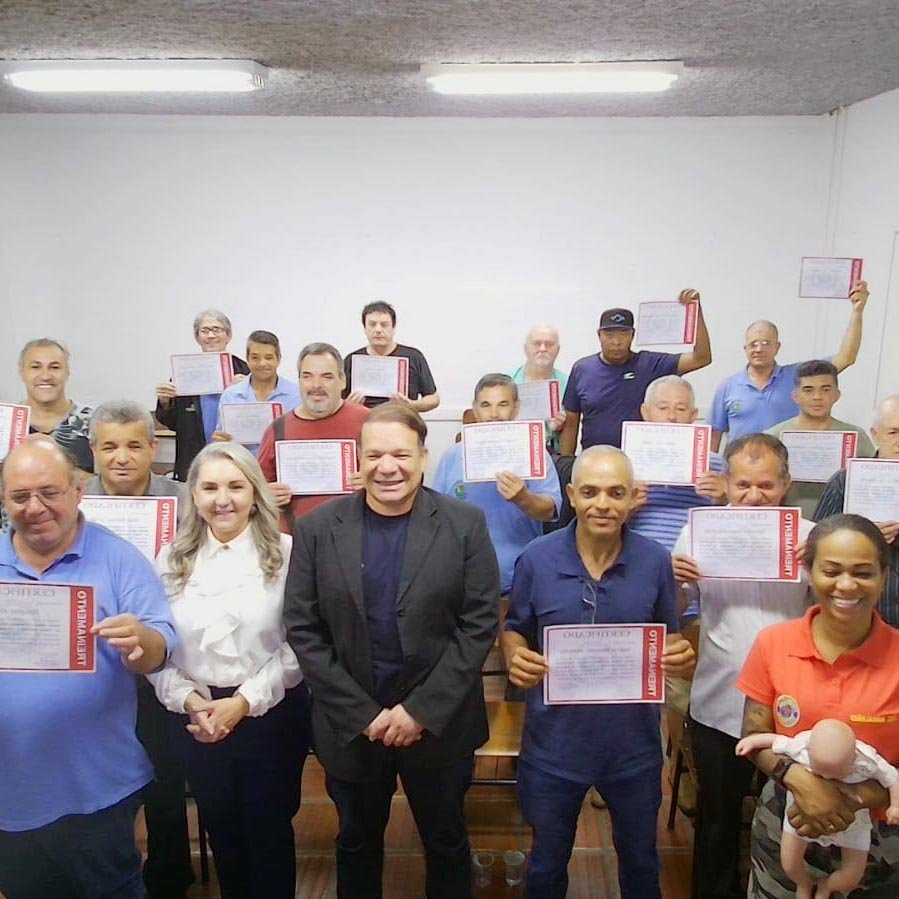 17 vigias são treinados para reforçar segurança nas escolas de Valinhos