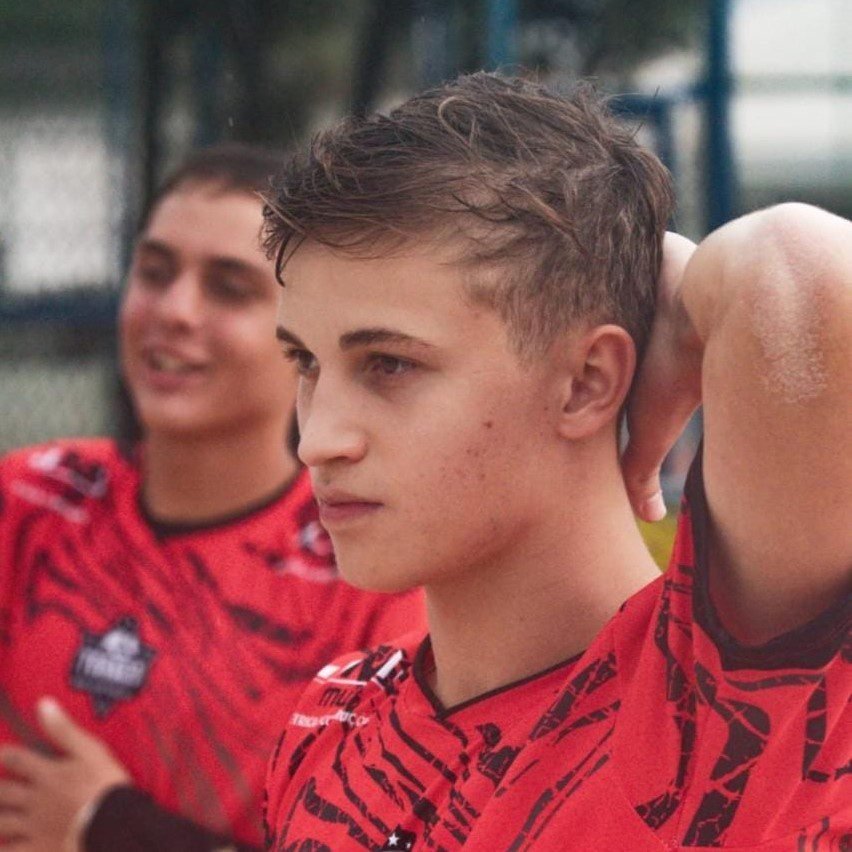 Atleta valinhense de futevôlei é destaque da modalidade há 4 anos