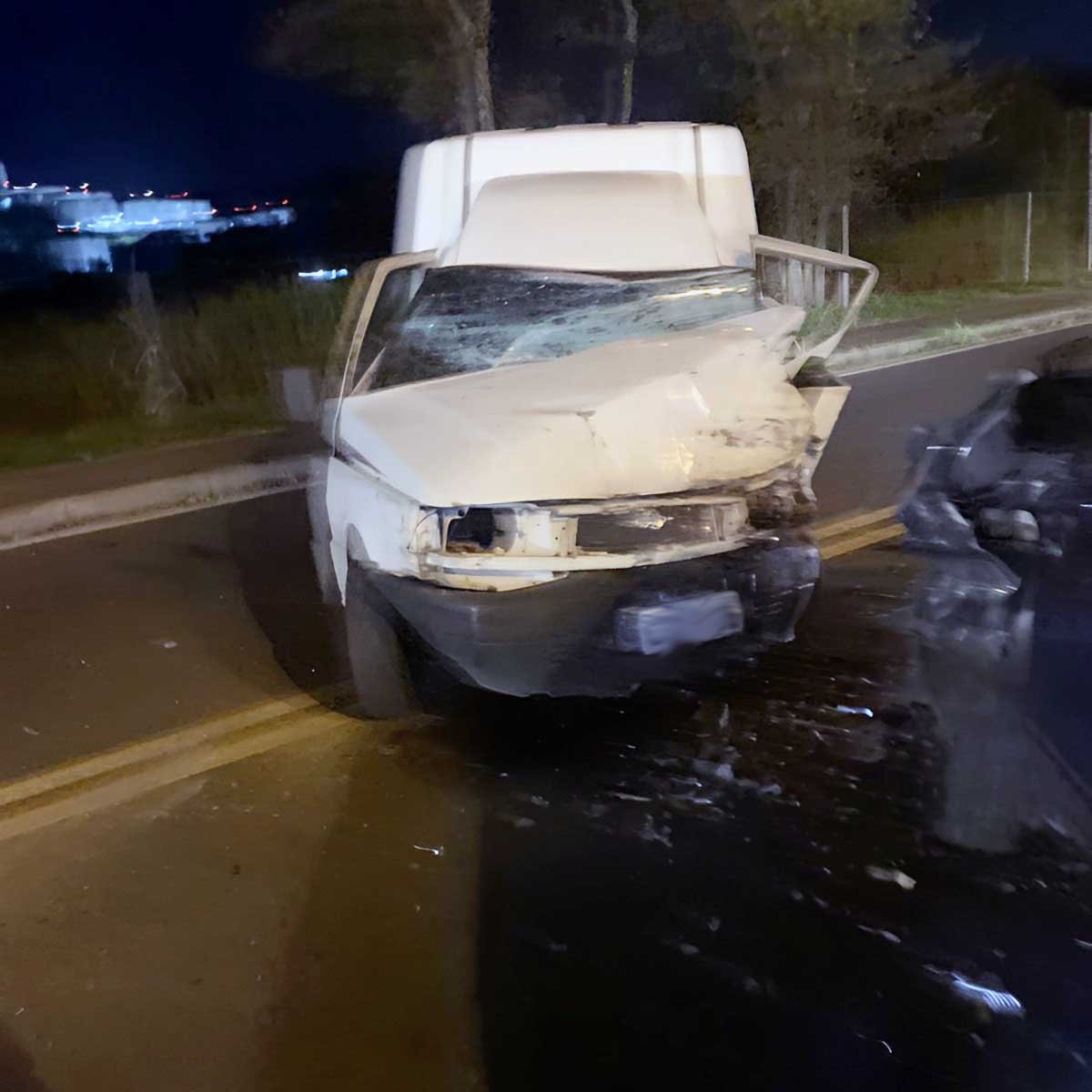 Homem morre em batida entre carros na Rodovia dos Andradas em Valinhos