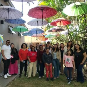 Famílias valinhenses hospedam estudantes voluntários dos EUA e México