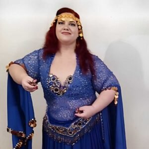 Advogada valinhense Rebeca Bedani é artista plástica e faz dança do ventre