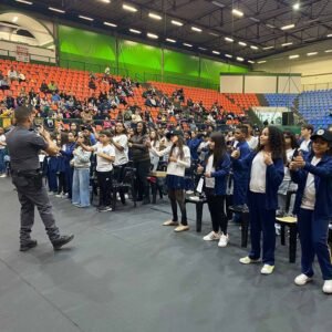 320 estudantes de Valinhos são formados no Proerd da PM