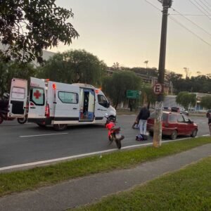 Motociclista fica ferido em acidente no Centro de Valinhos