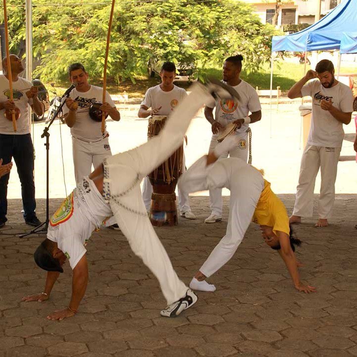 Praça Washington Luís em Valinhos recebe capoeira neste domingo