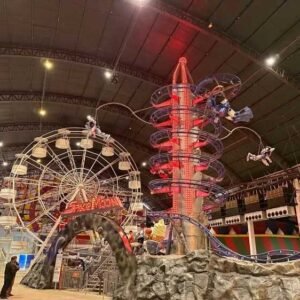 Parque que reúne zoológico, aviário e brinquedos é inaugurado em Cotia