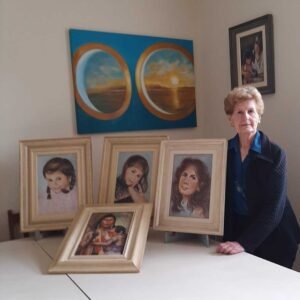 Artista de Valinhos, Dylza iniciou carreira na pintura na década de 70