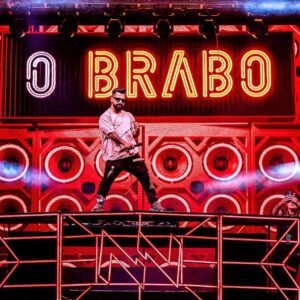Dennis DJ faz show na Festa Julina de Valinhos neste sábado