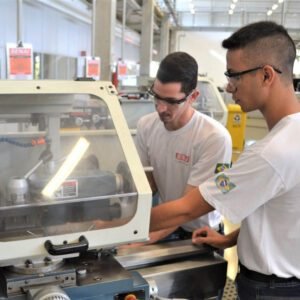Senai de Valinhos tem 16 vagas para jovem aprendiz até esta 2ª