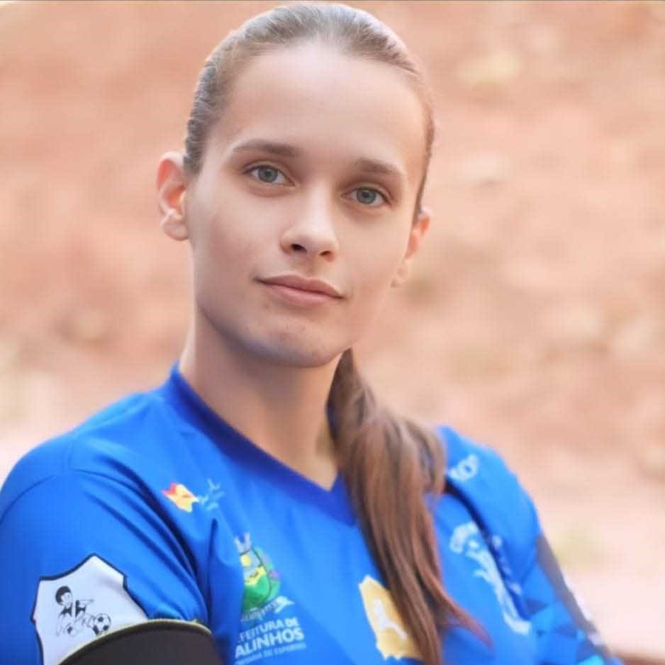 Amanda Brandão é destaque no futebol e futsal de Valinhos