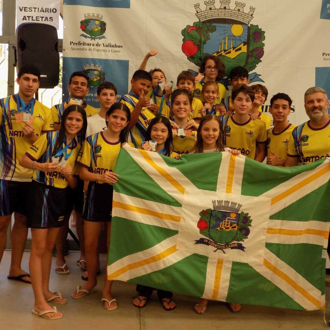 Nadadores de Valinhos conquistam 19 medalhas em competição regional