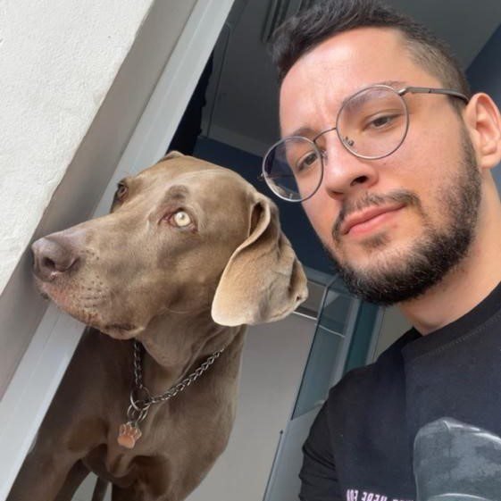 Cadela Lucy chegou na vida do valinhense Guilherme em 2015