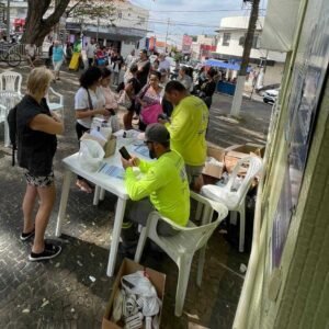 8 mil lâmpadas de LED foram distribuídas a moradores de Valinhos