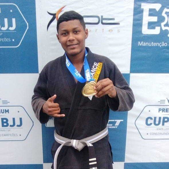 Atleta de Valinhos, Guilherme conquista 1ª medalha de ouro no jiu-jitsu