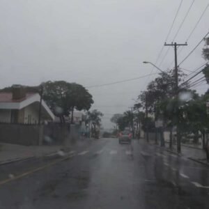 Garoa e queda nas temperaturas marcam esta 5ª em Valinhos