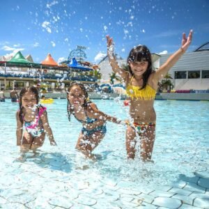 Crianças de até 3 anos têm entrada gratuita no Wet'n Wil neste mês