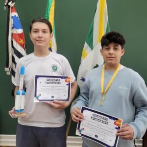 Alunos da EMEB Luiz Antoniazzi de Valinhos conquistam ouro na Mostra Brasileira de Foguetes