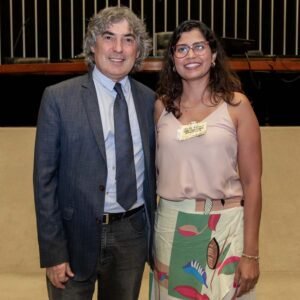 Valinhense participa de debate em Brasília que busca reconhecer trabalho de educadores infantis