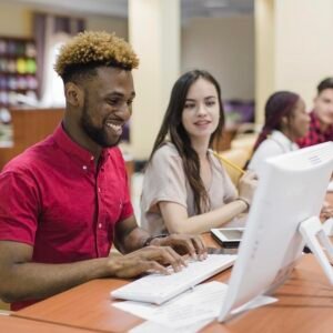 480 vagas de estágio são abertas em Valinhos e região