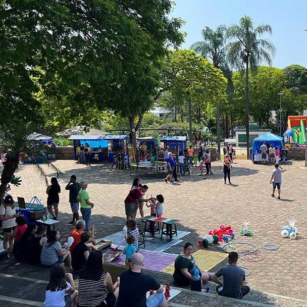 “Feira Arte na Praça” em Valinhos terá edição de Natal neste domingo