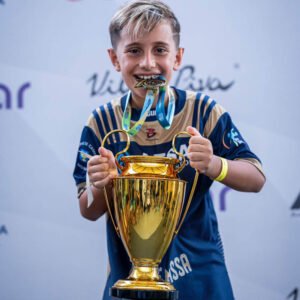 Jogador mirim de Valinhos é campeão na Copa Floripa pela equipe Águias, de Campinas