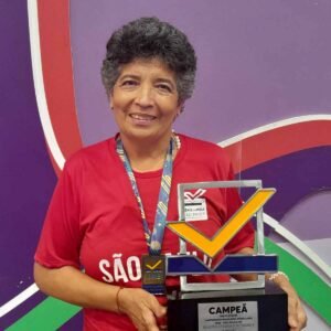 Mesatenista valinhense é campeã brasileira pela seleção paulista