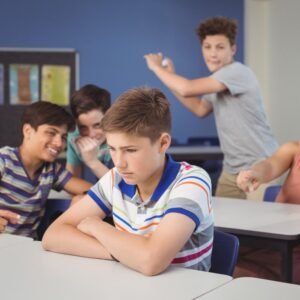 Prática de bullying e cyberbullying passa a ser considerada crime