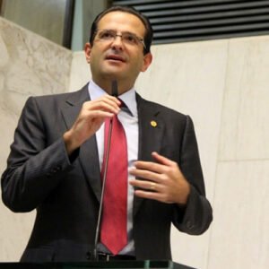 Deputado Edmir Chedid destina R$ 250 mil para Saúde a pedido de vereadores