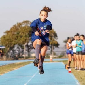 Valinhense Lorena seguiu os passos do pai no atletismo