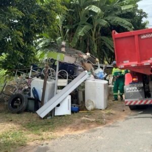 Cata-bagulho prossegue pela região do Jd. Paraíso em Valinhos até esta 5ª