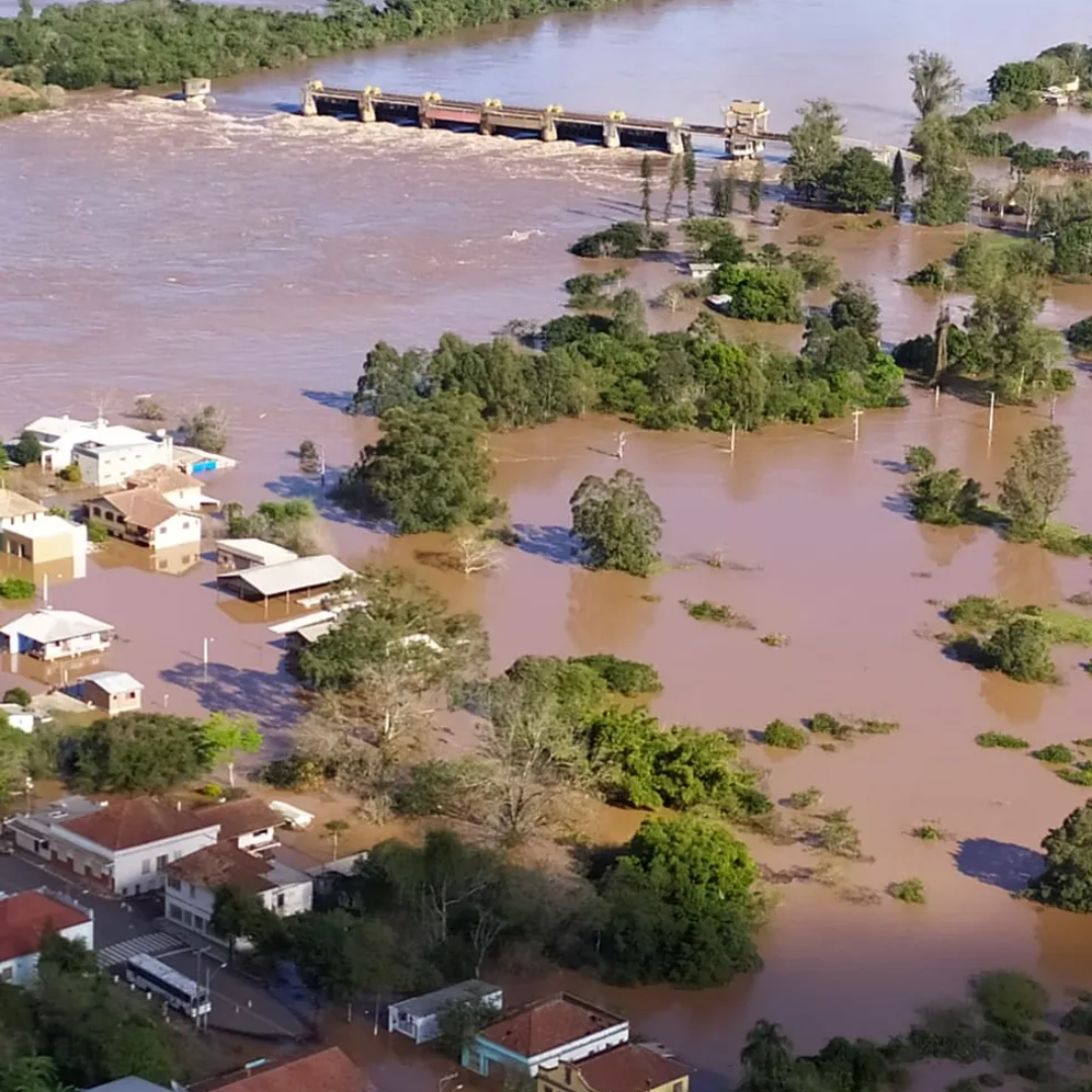 Vamos ajudar vítimas das enchentes no Rio Grande do Sul