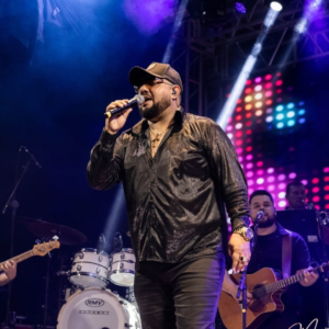 Moysés Rico faz show sertanejo na Festa Julina de Valinhos neste sábado